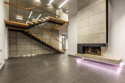 Какие нормативы регламентируют установку камина в частном доме?