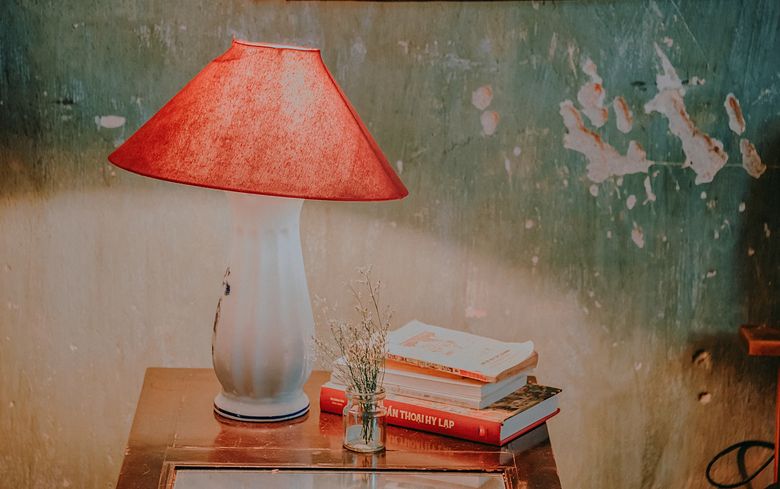 Какие параметры света критичны для глаз и книг