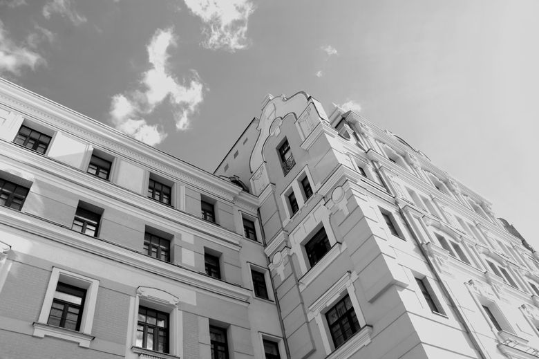 Какие нормативы регулируют перенос сетей в Москве