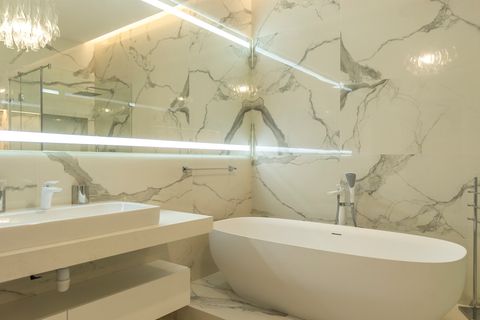 Какие SPA-функции можно установить в обычной ванной без перепланировки?