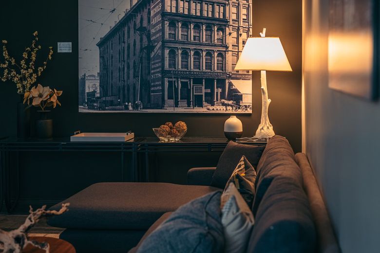 Функциональная подсветка: треки, споты и локальные источники